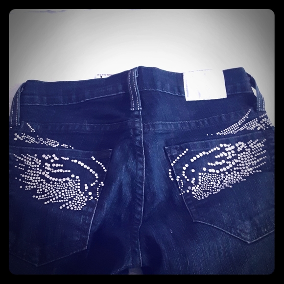 Jeans - Picture 1 of 3